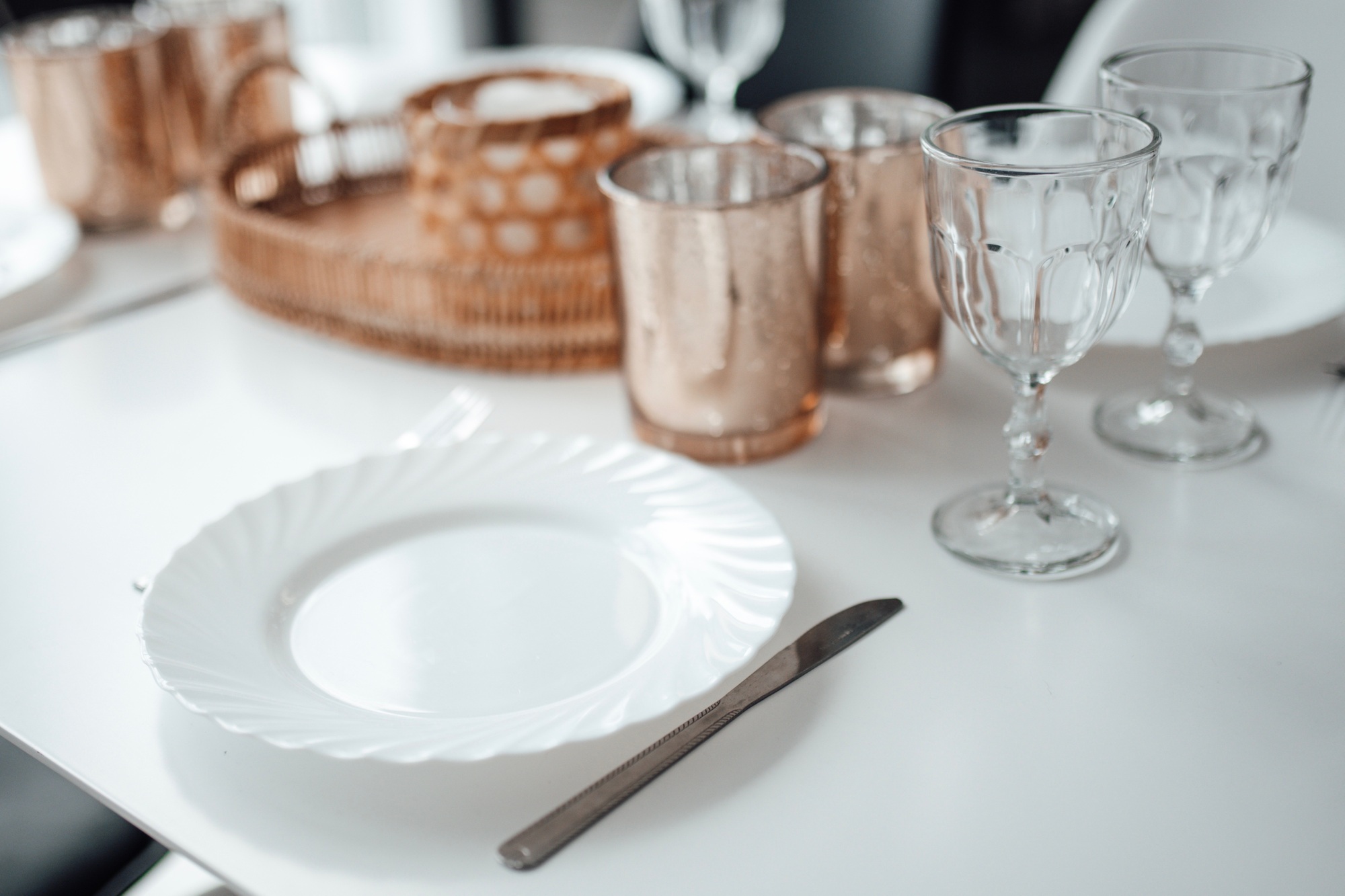 Évitez les faux pas : comment mettre ses couverts quand on a fini de manger