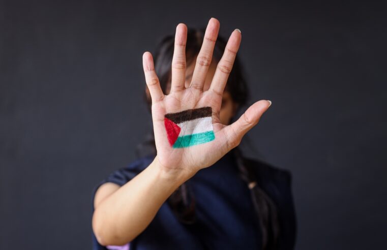 Kim Kardashian supporte-t-elle Gaza ? Découvrez son engagement et ses actions